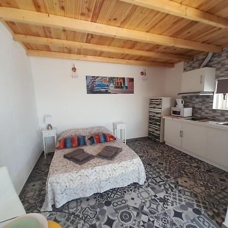 Estudio Dominicana In Albufeira Gale Exterior photo